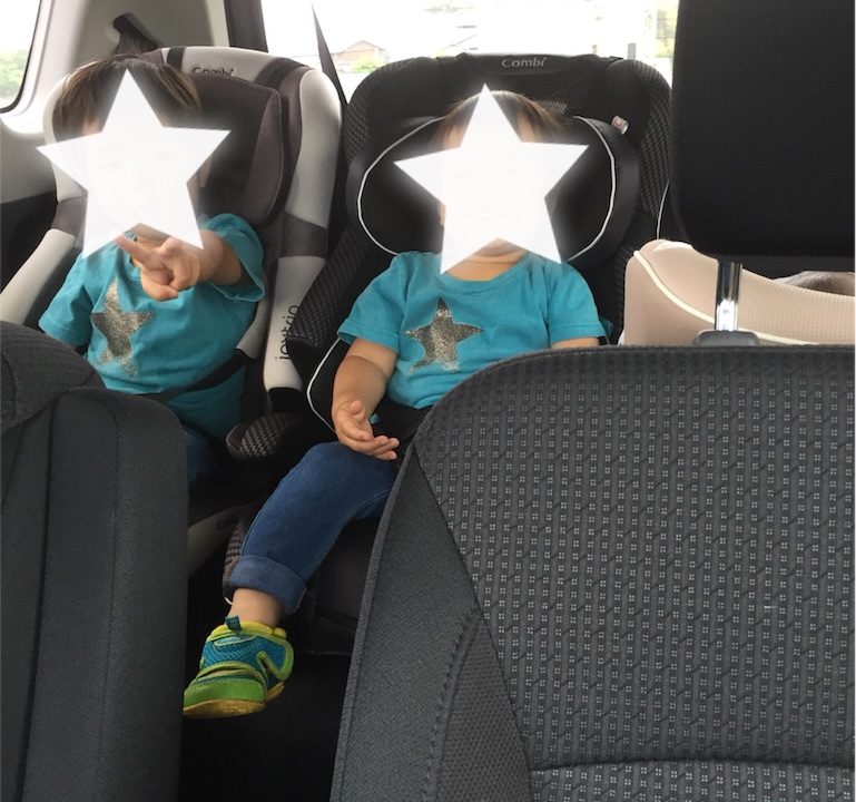 ユニーク車 子供 3 人 かわいい子供たちの画像